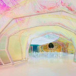 Serpentine Pavilion 2015: a rainbow wormhole ready to suck you into another dimension Serpentine Pavilion 2015: a rainbow wormhole ready to suck you into another dimension